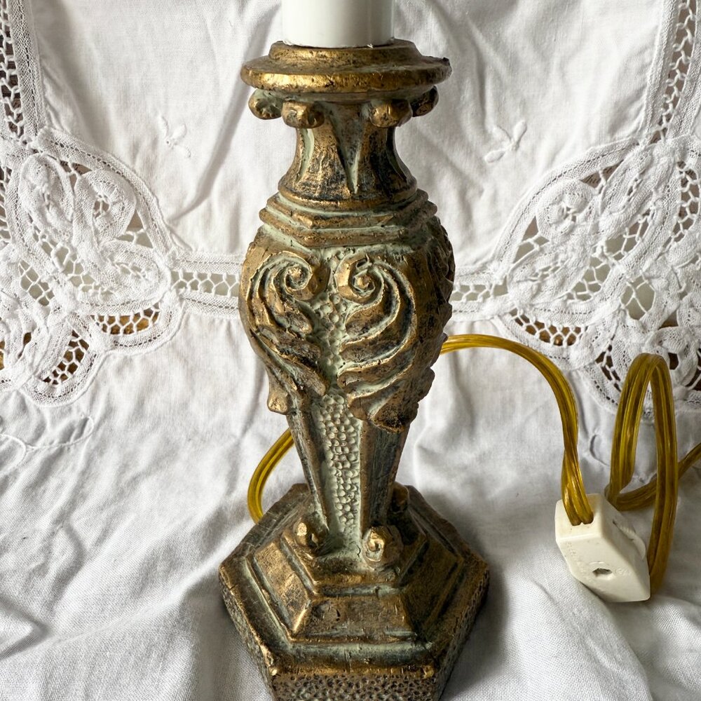 Vintage Gold Table Lamp – Baroque, Ornate, French Style – Antique Look Lighting - Picture 3 of 11
